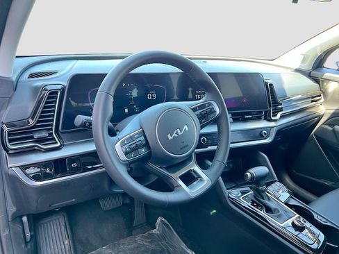 New 2024 Kia Sportage EX image 9