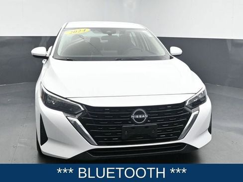 Used 2024 Nissan Sentra SV FWD image 4