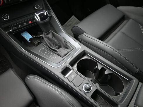 New 2025 Audi Q3 2.0T Premium image 20
