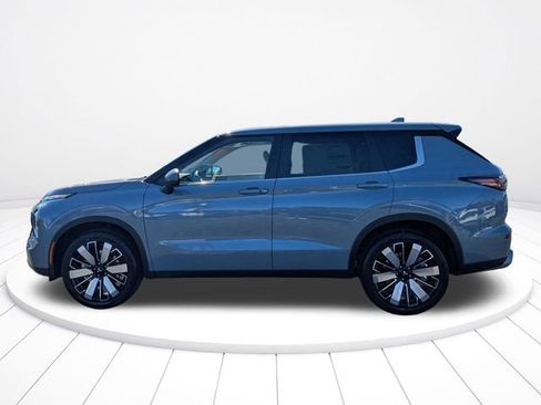 New 2026 Mitsubishi Outlander SE FWD image 6