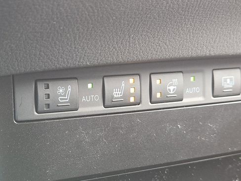 New 2025 Lexus ES 350 Ultra Luxury image 9