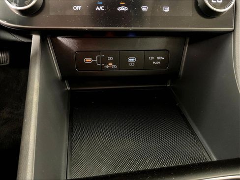 Used 2025 Hyundai Sonata SEL FWD image 16