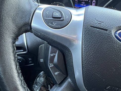 Used 2013 Ford Focus Titanium w/ Titanium Handling Pkg FWD image 14