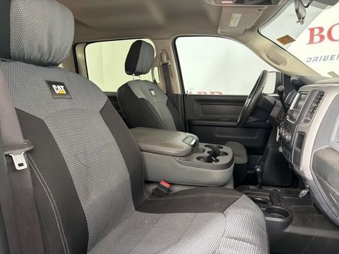 Used 2017 RAM 2500 Tradesman w/ Chrome Appearance Group image 16