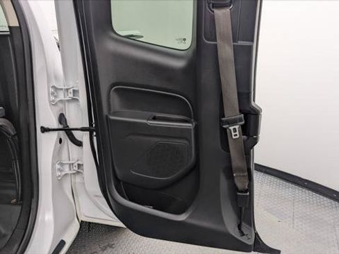 Used 2022 Chevrolet Colorado LT w/ Fleet Safety Package RWD image 14