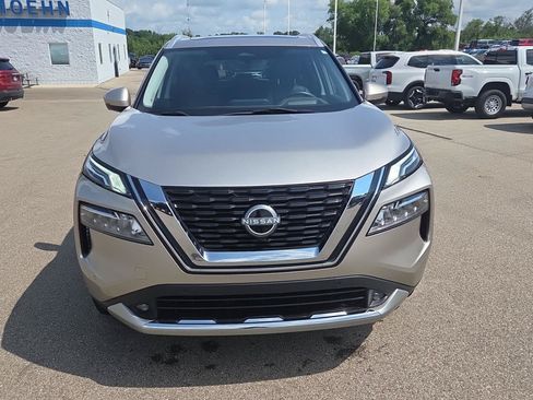 Used 2022 Nissan Rogue Platinum w/ Head-Up Display Package AWD/4WD image 9