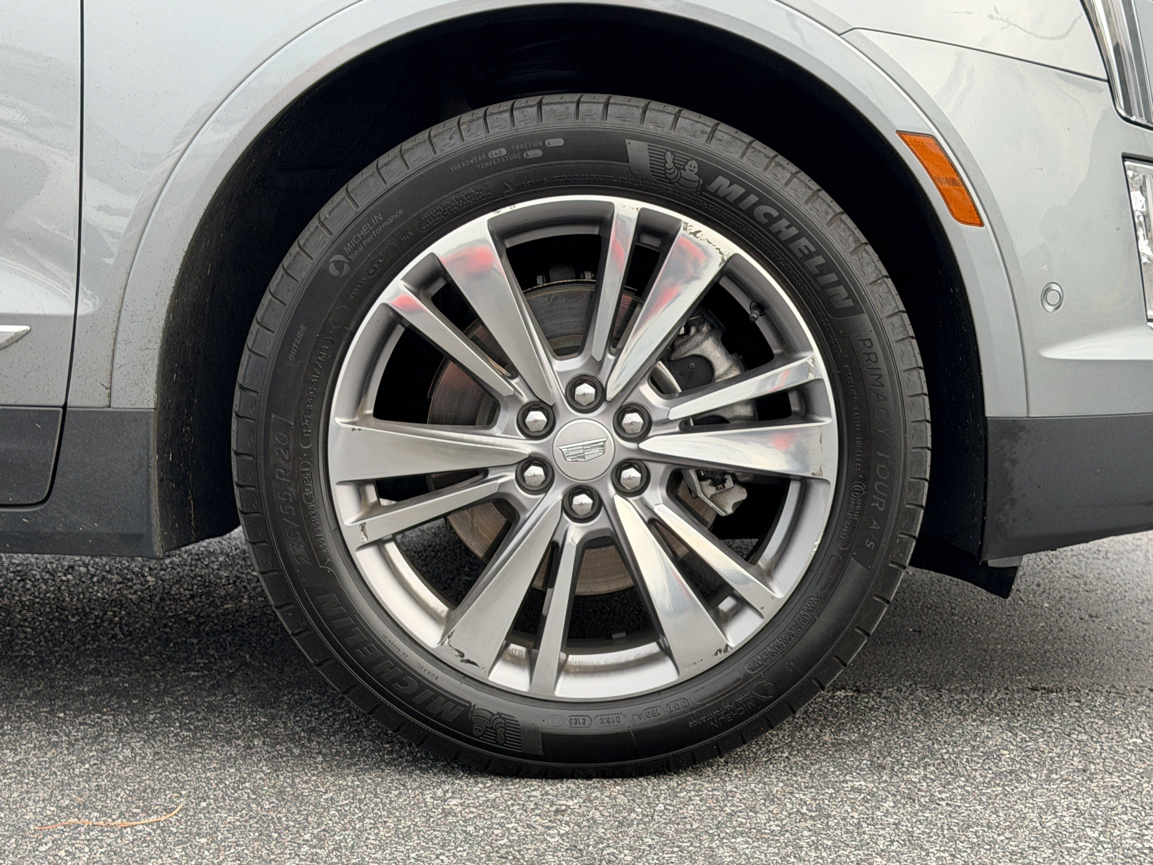 Used 2024 Cadillac XT5 Premium Luxury w/ Technology Package AWD/4WD image 13