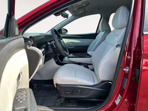 Used 2025 Hyundai Tucson SEL image 15