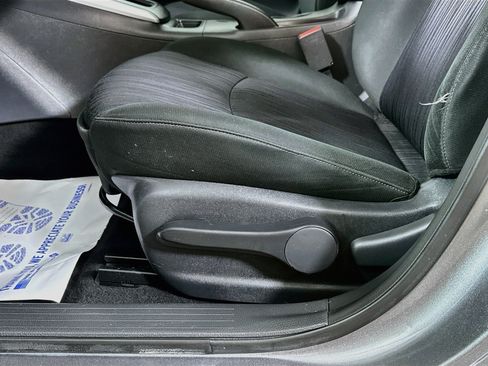 Used 2019 Nissan Sentra SV FWD image 18