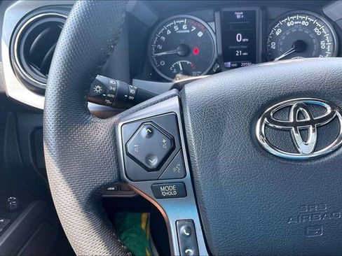 Used 2023 Toyota Tacoma TRD Off-Road AWD/4WD image 11