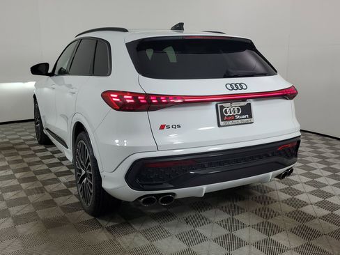 New 2025 Audi SQ5 Premium Plus image 8