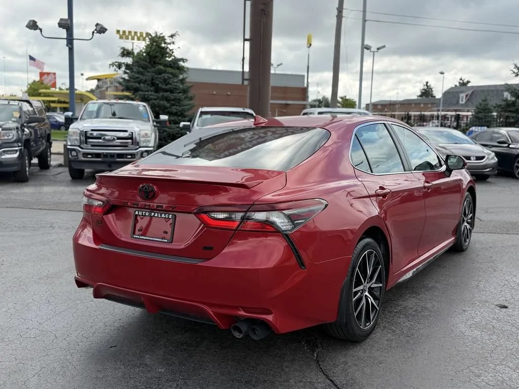 Used 2024 Toyota Camry SE FWD image 6