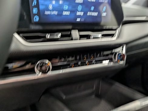 New 2027 Chevrolet Equinox LT FWD image 21