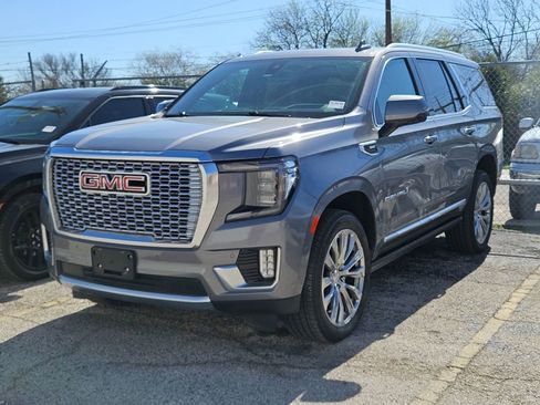 Used 2021 GMC Yukon Denali image 4