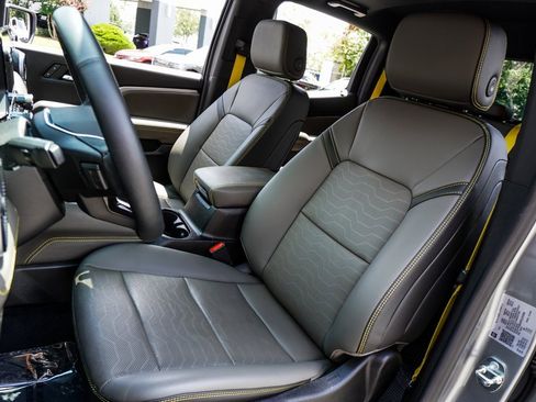 Used 2023 Chevrolet Colorado ZR2 w/ Desert Boss Special Edition image 18