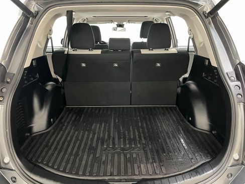 Used 2018 Toyota RAV4 XLE image 43