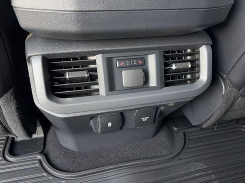 New 2025 Ford F150 Lariat w/ Equipment Group 502A High image 23