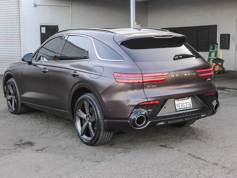 Used 2023 Genesis GV70 2.5T w/ Sport Prestige Package AWD/4WD image 7