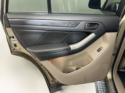 Used 2007 Toyota 4Runner Limited AWD/4WD image 26