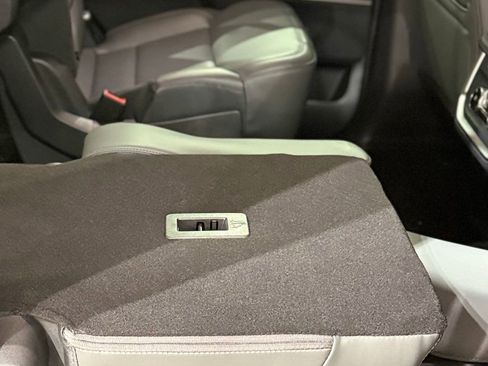 New 2026 Ford Expedition Active image 82