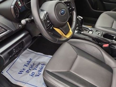 Used 2022 Subaru Crosstrek 2.5i Sport w/ Moonroof Package image 11