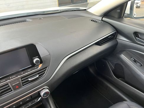 Used 2023 Nissan Altima 2.5 S image 33