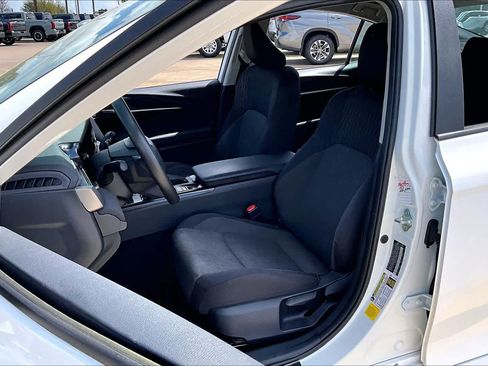 Used 2025 Toyota Camry LE FWD image 14