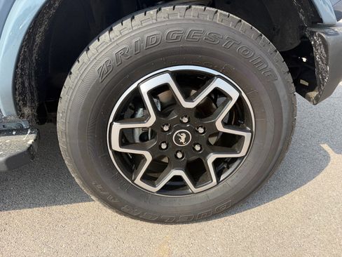 Used 2023 Ford Bronco Outer Banks AWD/4WD image 26