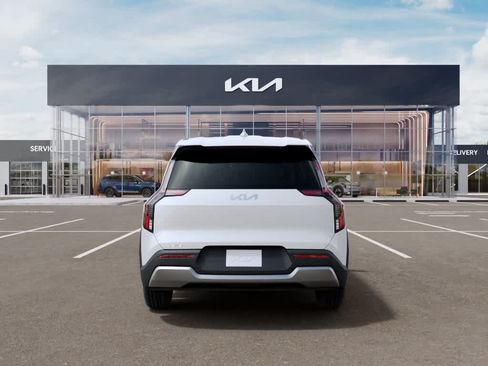 New 2026 Kia EV9 Light RWD image 5