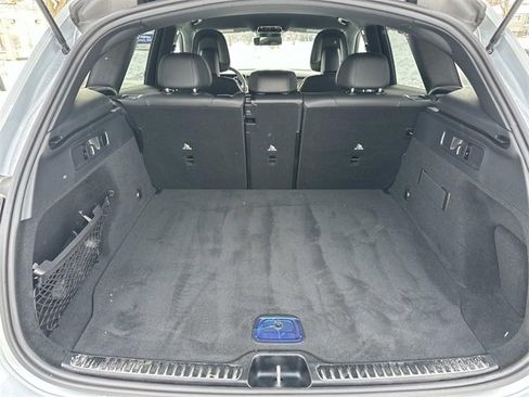 Certified 2025 Mercedes-Benz GLC 300 4MATIC image 9