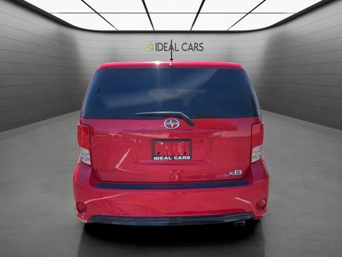 Used 2014 Scion xB FWD image 6