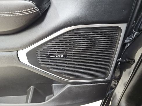 Used 2024 Jeep Wagoneer L Series II w/ Flexible Seating Group image 29