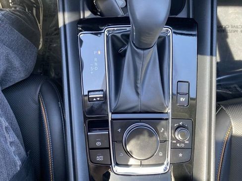 Certified 2025 MAZDA CX-50 2.5 Hybrid w/ Premium Plus Pkg AWD/4WD image 22