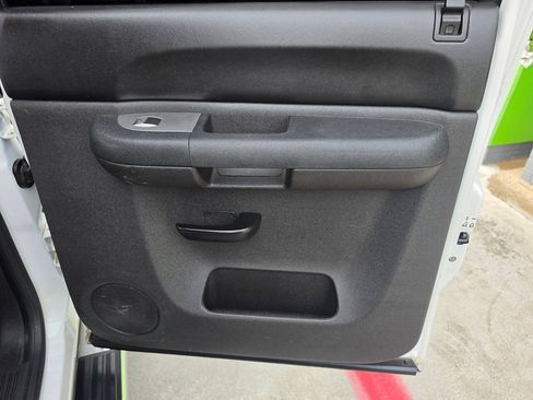 Used 2013 Chevrolet Silverado 1500 LT AWD/4WD image 26