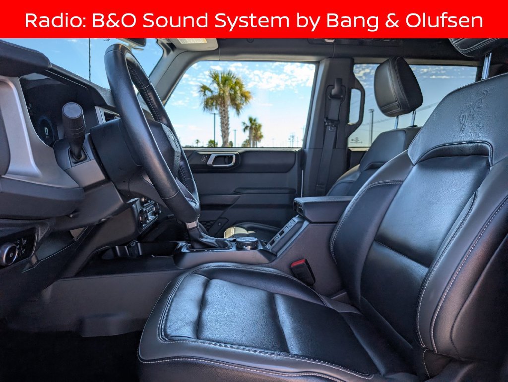 Used 2025 Ford Bronco Outer Banks w/ Sasquatch Package AWD/4WD image 13