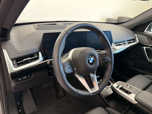 Used 2026 BMW X1 xDrive28i AWD/4WD image 4