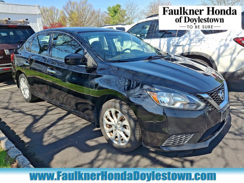 Used 2019 Nissan Sentra SV image 1