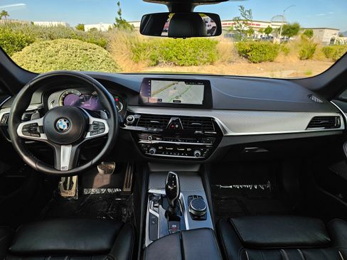 Used 2018 BMW 530e w/ M Sport Package 2 RWD image 23