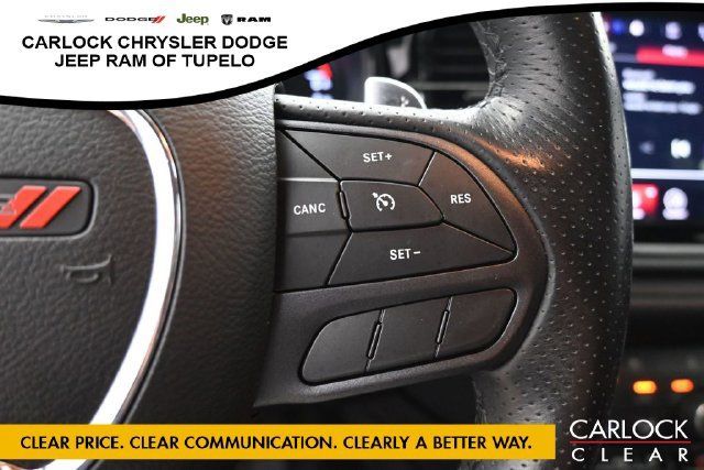 Used 2022 Dodge Durango R/T w/ Blacktop Package AWD/4WD image 18