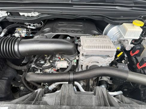 Used 2019 RAM 1500 Limited AWD/4WD image 8