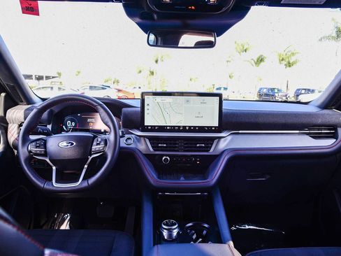 Used 2025 Ford Explorer ST-Line w/ Premium Package image 12