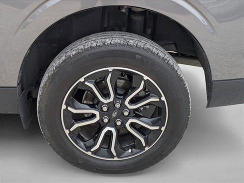 Certified 2022 Ford Maverick Lariat w/ Lariat Luxury Package image 8