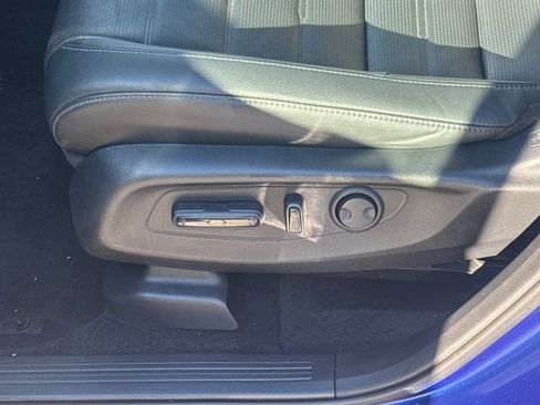 Certified 2024 Honda CR-V EX-L image 4