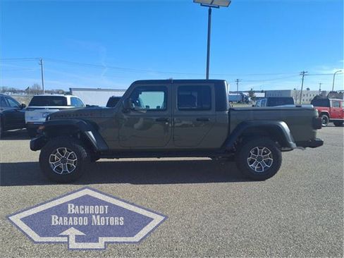 New 2026 Jeep Gladiator Mojave w/ Safety Group image 9