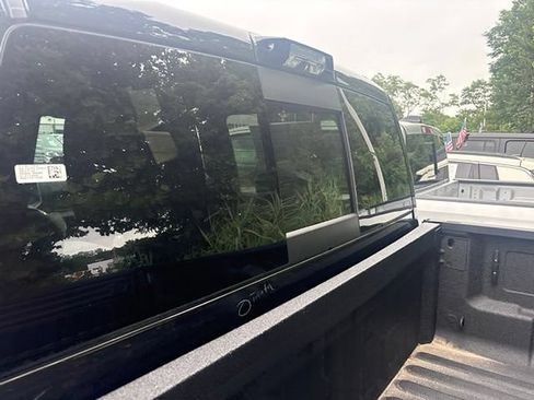 New 2026 RAM 3500 Big Horn AWD/4WD image 16