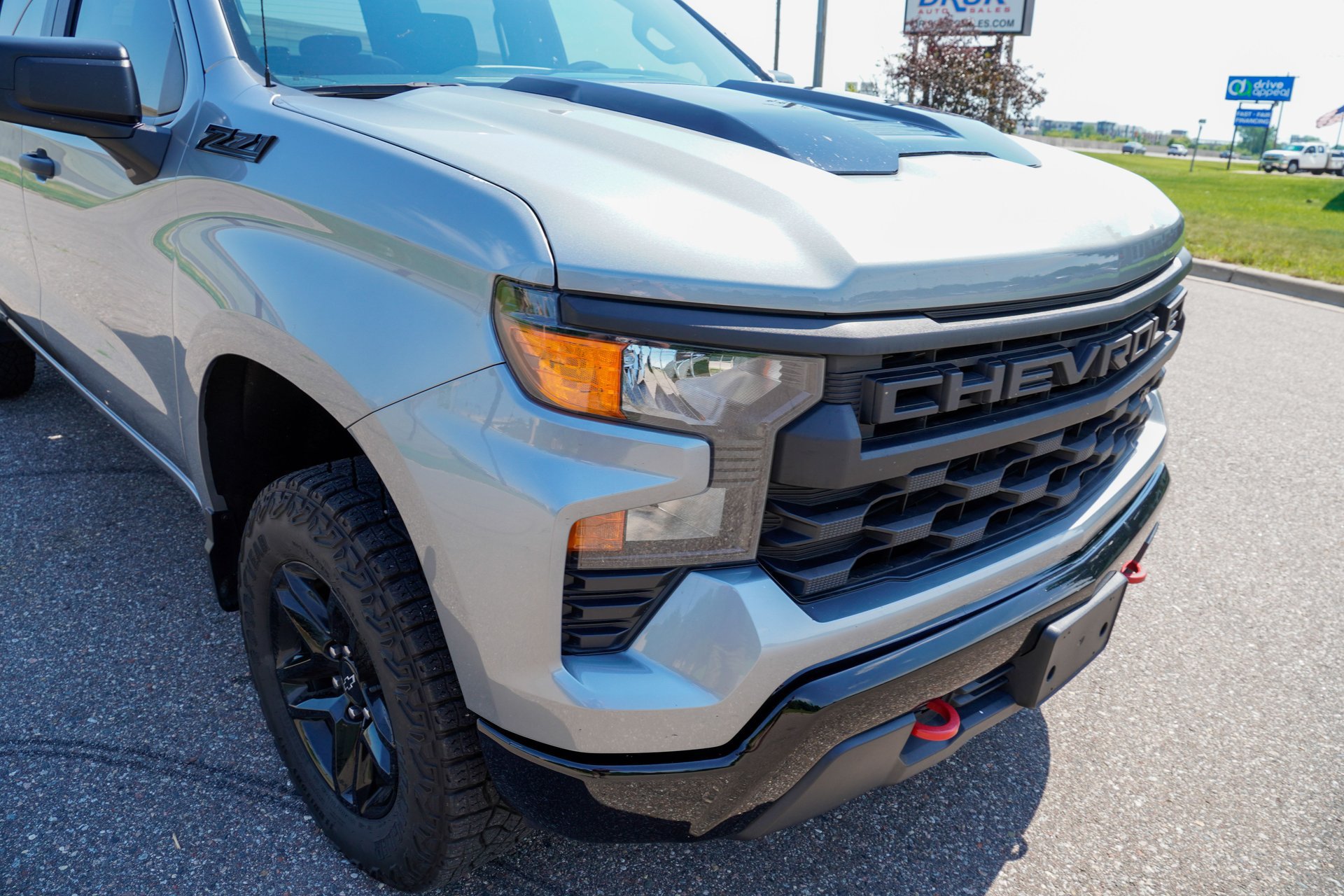 Used 2024 Chevrolet Silverado 1500 Custom Trail Boss w/ LPO, Dark Essentials Package AWD/4WD image 24
