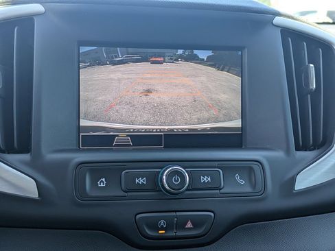 Used 2024 GMC Terrain SLE AWD/4WD image 20