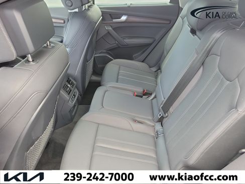 Used 2023 Audi Q5 2.0T Premium Plus w/ Premium Plus Package AWD/4WD image 13