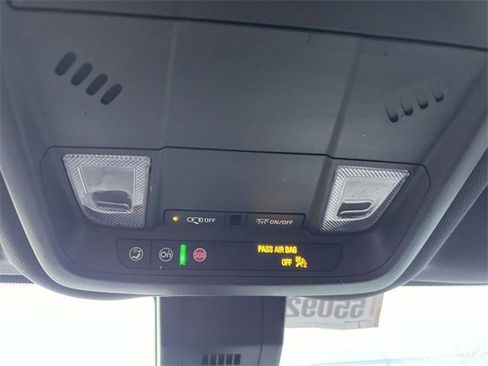 Certified 2024 Chevrolet Equinox RS image 36