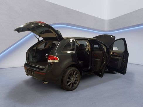 Used 2013 Lincoln MKX AWD image 14